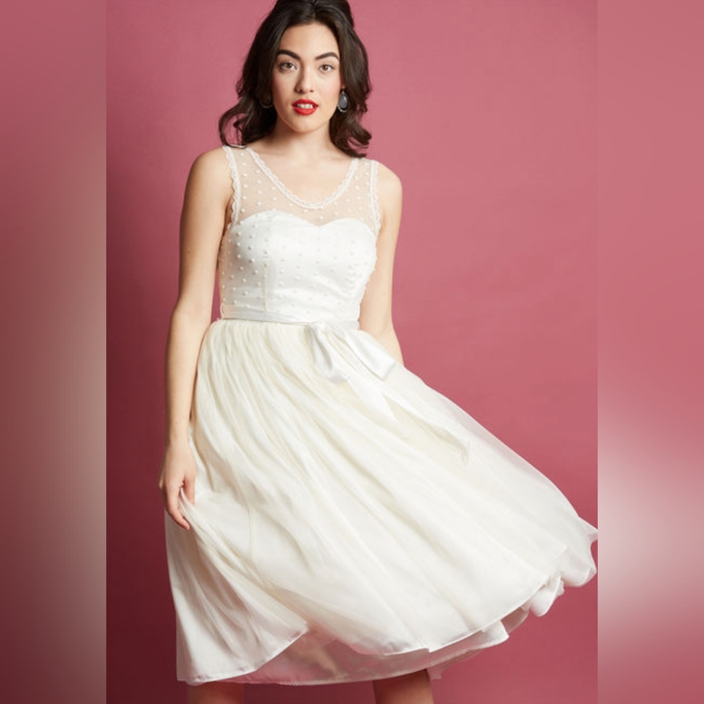 Modcloth Ivory Fit And Flare Dress Size 1X
